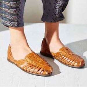 Huarache Urban Outfitters UO tan leather slip on size 10 NEW